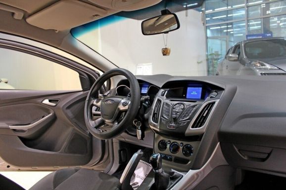 Ford Focus, 1.6 л, МТ, 2012 фото 7