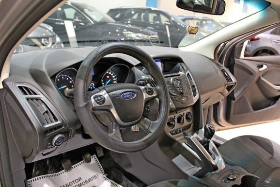 Ford Focus, 1.6 л, МТ, 2012 фото 2