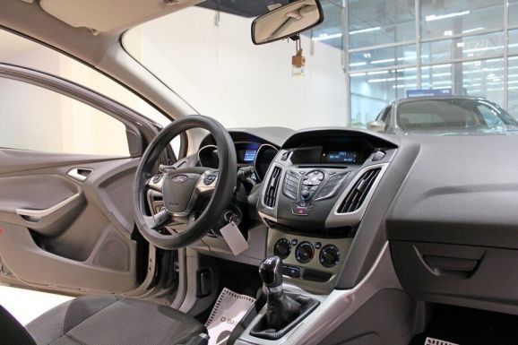 Ford Focus, 1.6 л, МТ, 2014 фото 7