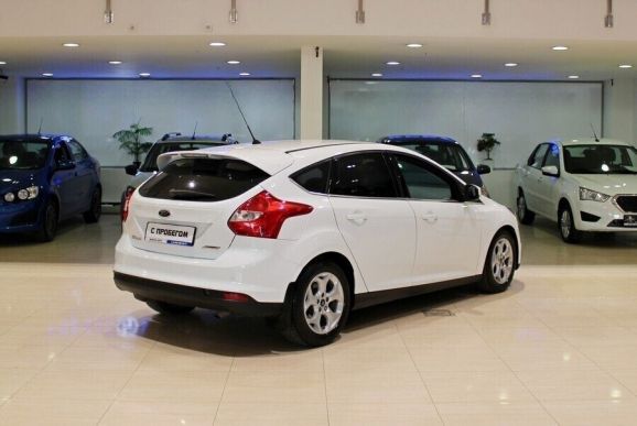 Ford Focus, 1.6 л, Робот, 2014 фото 4