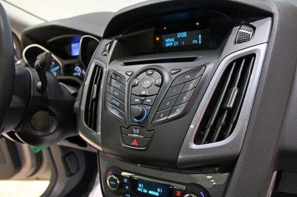 Ford Focus, 2.0 л, Робот, 2014 фото 10