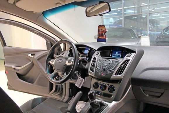 Ford Focus, 1.6 л, МТ, 2014 фото 7