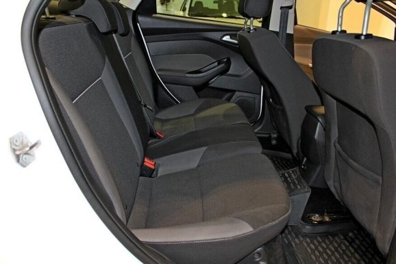 Ford Focus, 1.6 л, Робот, 2013 фото 8