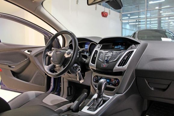 Ford Focus, 1.6 л, Робот, 2013 фото 7