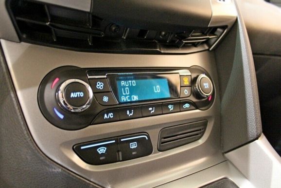 Ford Focus, 1.6 л, Робот, 2013 фото 9