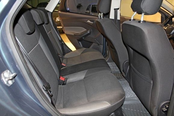 Ford Focus, 1.6 л, МТ, 2012 фото 8