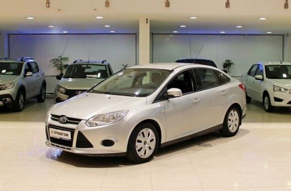 Ford Focus, 1.6 л, МТ, 2012 фото 3