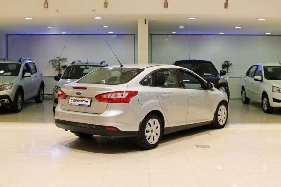 Ford Focus, 1.6 л, МТ, 2012 фото 6