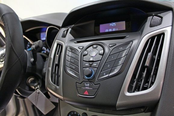 Ford Focus, 1.6 л, МТ, 2012 фото 2