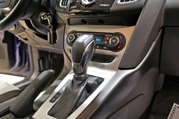 Ford Focus, 1.6 л, Робот, 2014 фото 2