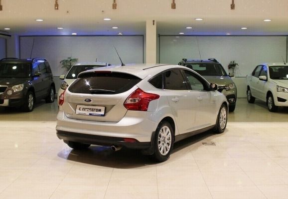 Ford Focus, 2.0 л, Робот, 2013 фото 6