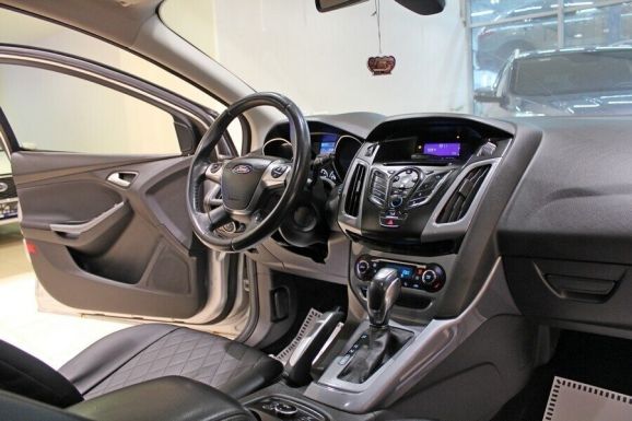 Ford Focus, 2.0 л, Робот, 2013 фото 7