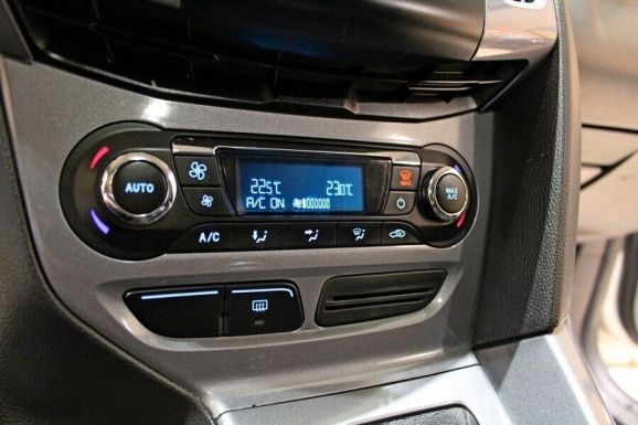 Ford Focus, 2.0 л, Робот, 2013 фото 2