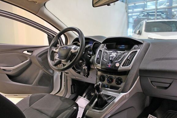 Ford Focus, 1.6 л, МТ, 2014 фото 7