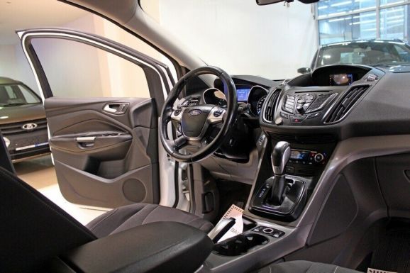 Ford Kuga, 1.6 л, АТ, 2013 фото 7