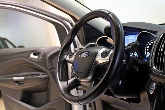 Ford Kuga, 1.6 л, АТ, 2016 фото 8