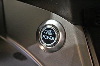 Ford Kuga, 1.6 л, АКПП, 2014 фото 10
