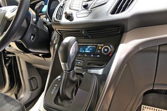 Ford Kuga, 2.5 л, АТ, 2017 фото 9