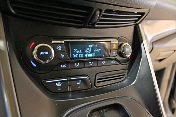 Ford Kuga, 2.5 л, АТ, 2017 фото 2