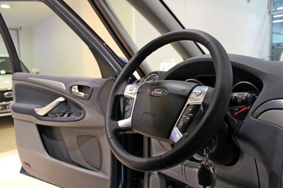 Ford Galaxy, 2.0 л, МТ, 2008 фото 2