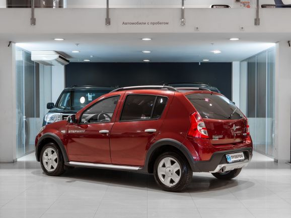 Renault Sandero Stepway, МТ, 2014 фото 6