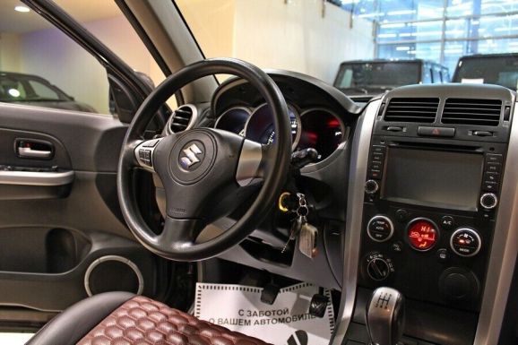 Suzuki Grand Vitara, 2.0 л, МТ, 2014 фото 7