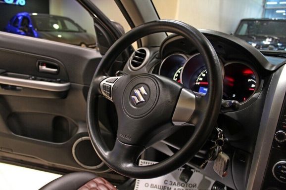 Suzuki Grand Vitara, 2.0 л, МТ, 2014 фото 1