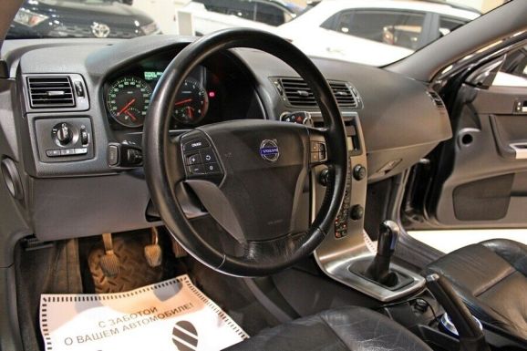 Volvo S40, 2.0 л, МТ, 2011 фото 2