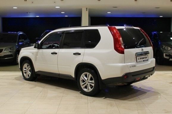 Nissan X-Trail, 2.0 л, Вариатор, 2014 фото 6