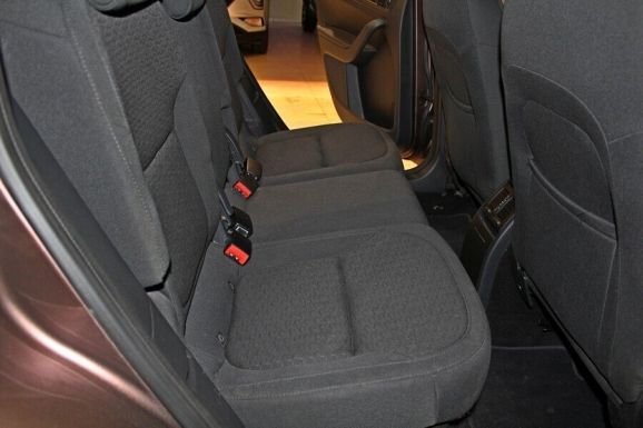 Skoda Yeti, 1.8 л, Робот, 2013 фото 8