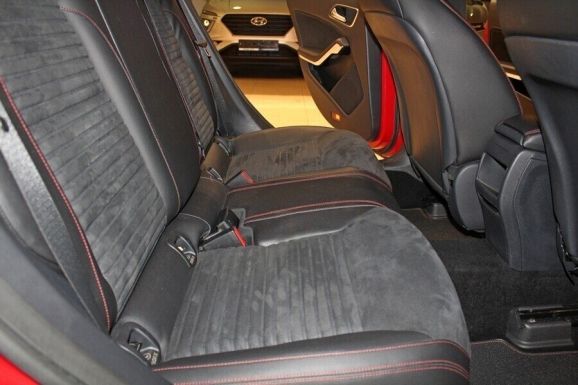 Mercedes-Benz CLA, 1.6 л, Робот, 2013 фото 1