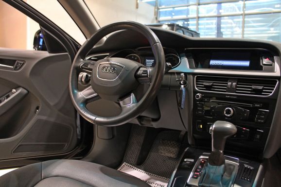Audi A4, 1.8 л, Вариатор, 2015 фото 7