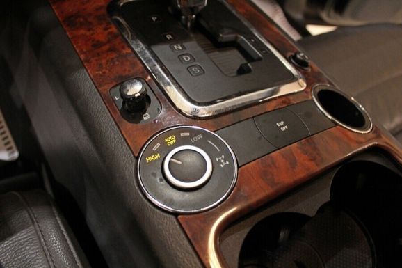 Volkswagen Touareg, 3.6 л, АТ, 2008 фото 1