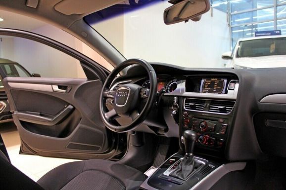 Audi A4, 1.8 л, Вариатор, 2010 фото 6