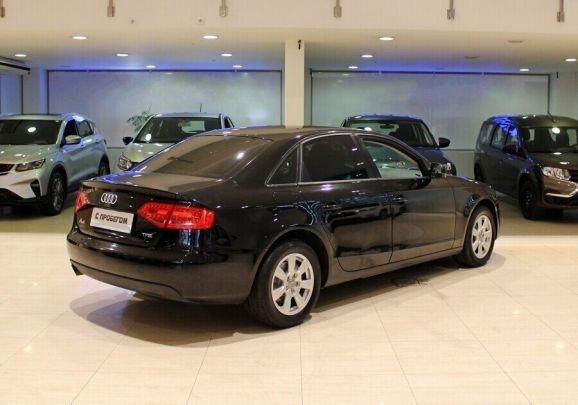 Audi A4, 1.8 л, Вариатор, 2010 фото 7