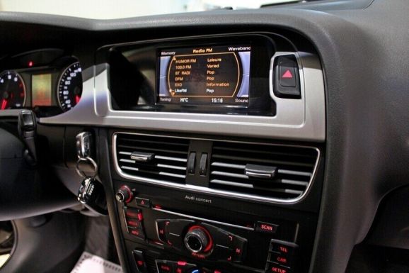 Audi A4, 1.8 л, Вариатор, 2010 фото 9