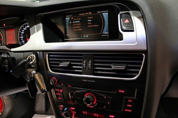 Audi A4, 1.8 л, Вариатор, 2010 фото 7