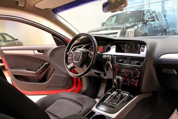 Audi A4, 1.8 л, Вариатор, 2010 фото 8