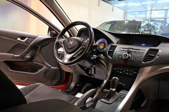 Honda Accord, 2.0 л, АТ, 2009 фото 9