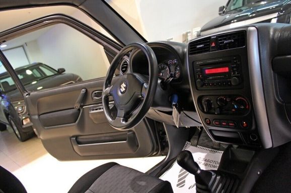 Suzuki Jimny, 1.3 л, МТ, 2010 фото 7