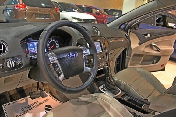 Ford Mondeo, 2.0 л, Робот, 2013 фото 9