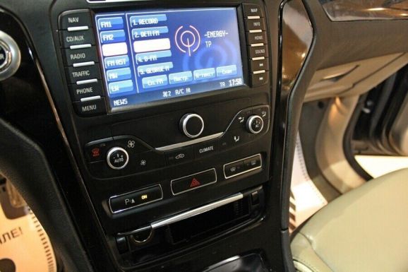 Ford Mondeo, 2.0 л, Робот, 2013 фото 10