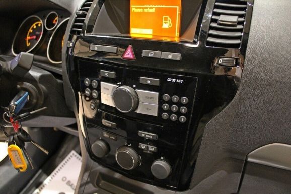 Opel Zafira, 1.8 л, МТ, 2011 фото 10