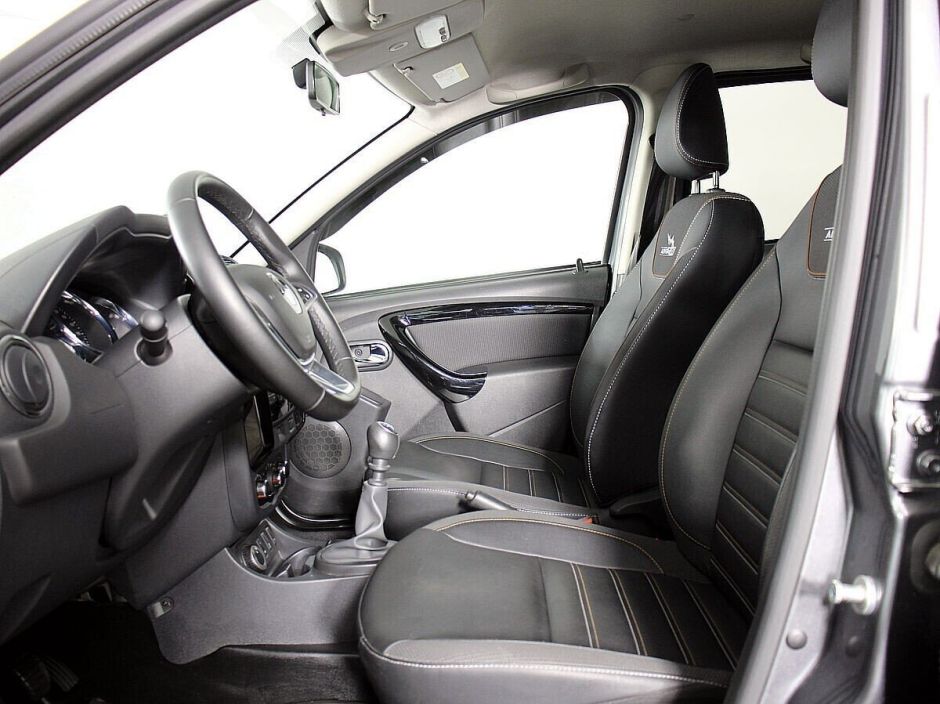 Renault Duster, 2.0 л, МТ, 2019 фото 5