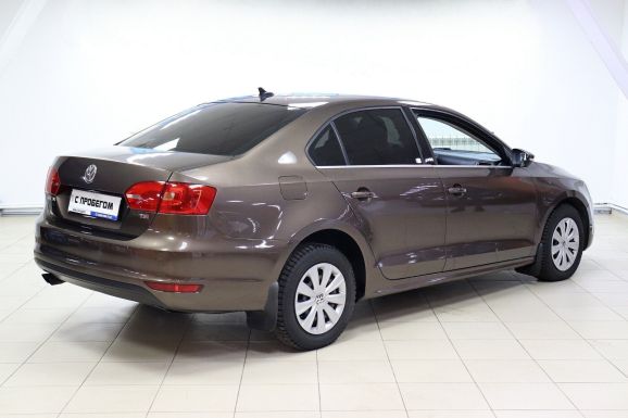 Volkswagen Jetta, 1.4 л, Робот, 2013 фото 4