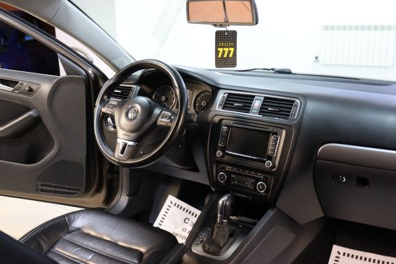 Volkswagen Jetta, 1.4 л, Робот, 2013 фото 7