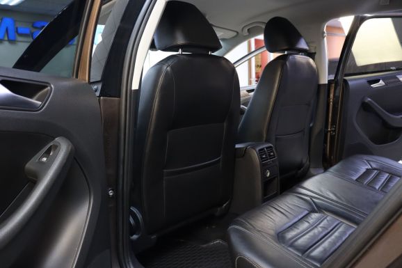 Volkswagen Jetta, 1.4 л, Робот, 2013 фото 1