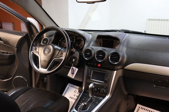 Opel Antara, 2.2 л, АТ, 2014 фото 9