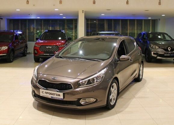 Kia Ceed, 1.6 л, АТ, 2013 фото 3