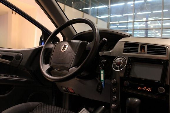 SsangYong Kyron, 2.3 л, МТ, 2013 фото 7